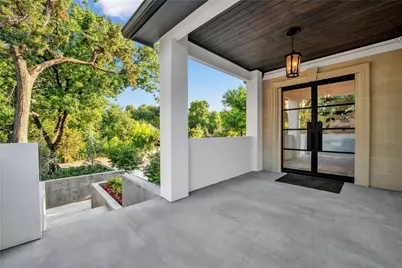 419 W Colorado Boulevard, Dallas, TX 75208 - Photo 3