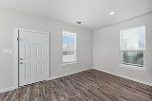 3475 Valley Vista Dr, Fort Worth, TX 76053 - Photo 3