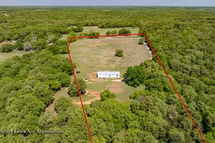 542 Co Rd 222, Gainesville, TX 76240 - Photo 1