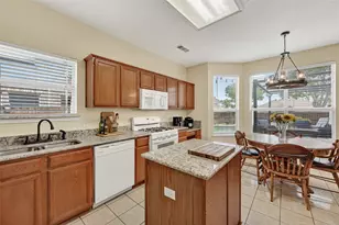 757 Summit Run, Lewisville, TX 75077 - Photo 17