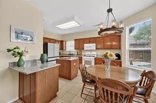 757 Summit Run, Lewisville, TX 75077 - Photo 15