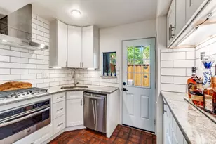 3639 Hawthorne Ave, Dallas, TX 75219 - Photo 11