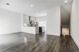 2290 N Fitzhugh Ave, Dallas, TX 75204 - Photo 5