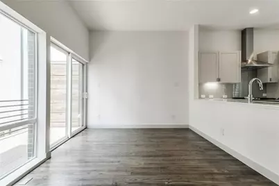 2290 N Fitzhugh Avenue #20, Dallas, TX 75204 - Photo 7