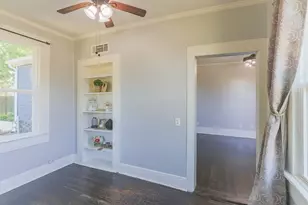453 E Marshall St, Van Alstyne, TX 75495 - Photo 11