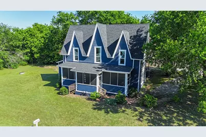 453 E Marshall Street, Van Alstyne, TX 75495 - Photo 3
