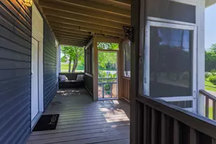 453 E Marshall St, Van Alstyne, TX 75495 - Photo 5