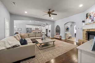 1685 Yukon Dr, Burleson, TX 76028 - Photo 9