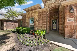 1685 Yukon Dr, Burleson, TX 76028 - Photo 3