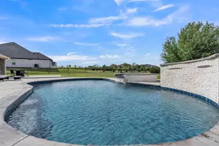 209 Martin Dr, Granbury, TX 76049 - Photo 35