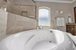 209 Martin Dr, Granbury, TX 76049 - Photo 19