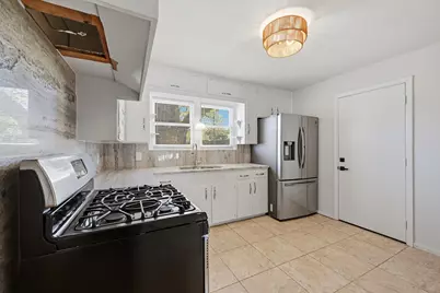 5406 Vicki Street, Haltom City, TX 76117 - Photo 9