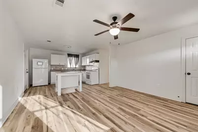 1303 S Medora Street, Terrell, TX 75160 - Photo 3