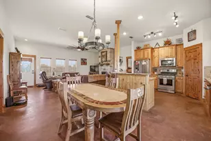 1186 County Rd 1024, Glen Rose, TX 76043 - Photo 13
