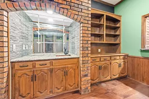 3010 Club Hill Dr, Garland, TX 75043 - Photo 9