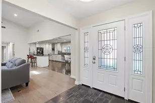 11411 Park Central Pl, Dallas, TX 75230 - Photo 9