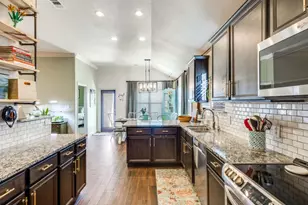 2311 Southridge Ln, Sherman, TX 75092 - Photo 9