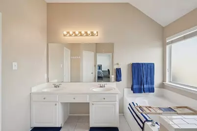 441 Valley View Drive, Lewisville, TX 75067 - Photo 17