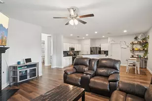 441 Valley View Dr, Lewisville, TX 75067 - Photo 3