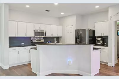 441 Valley View Drive, Lewisville, TX 75067 - Photo 11