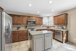 340 Merced St, Burleson, TX 76028 - Photo 19