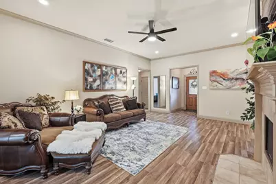 340 Merced Street, Burleson, TX 76028 - Photo 9