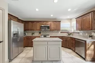 340 Merced St, Burleson, TX 76028 - Photo 13