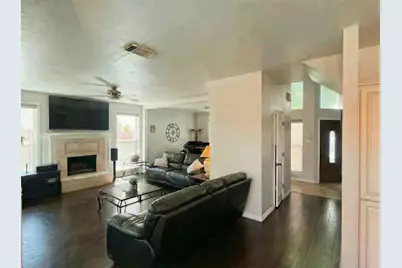 825 Wynnpage Lane, Plano, TX 75075 - Photo 5