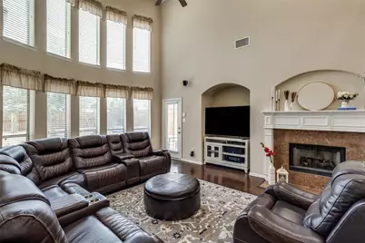 730 Rosewood Drive, Murphy, TX 75094 - Photo 5