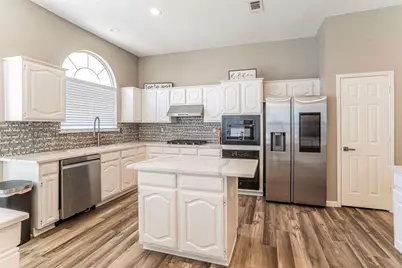 8409 Lake Bend Drive, Rowlett, TX 75088 - Photo 7