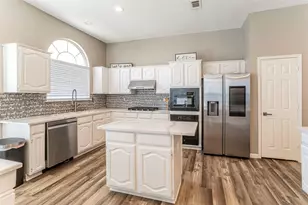 8409 Lake Bend Dr, Rowlett, TX 75088 - Photo 7