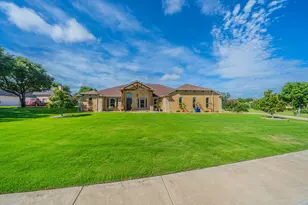 2852 Sonterra Dr, Cedar Hill, TX 75104 - Photo 1