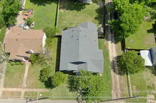 806 N Preston St, Ennis, TX 75119 - Photo 31