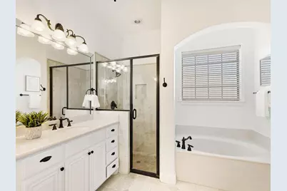 2018 Kodiak Court, Arlington, TX 76013 - Photo 11