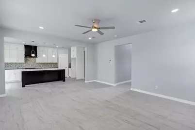 588 Highview Court, Godley, TX 76044 - Photo 9