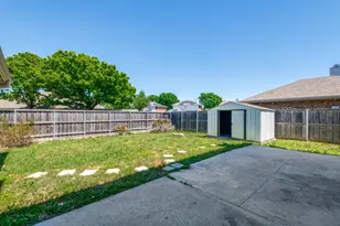 8509 Coventry Dr, Rowlett, TX 75089 - Photo 13