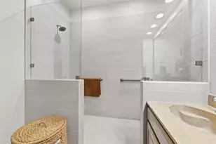 2109 St Michaels Dr, Arlington, TX 76011 - Photo 15