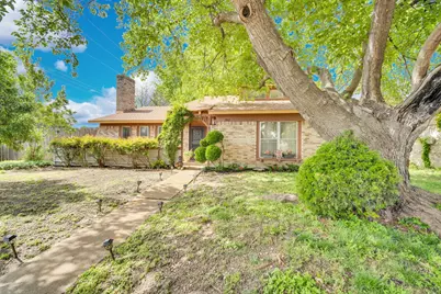 2902 Green Oaks Drive, Garland, TX 75040 - Photo 3