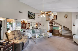 2902 Green Oaks Dr, Garland, TX 75040 - Photo 5