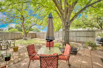 2902 Green Oaks Drive, Garland, TX 75040 - Photo 23