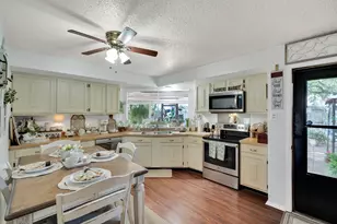 2902 Green Oaks Dr, Garland, TX 75040 - Photo 11