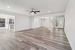 514 Palm Desert Dr, Garland, TX 75044 - Photo 9