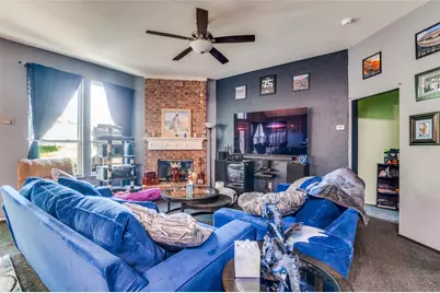 805 E Huitt Lane, Euless, TX 76040 - Photo 5