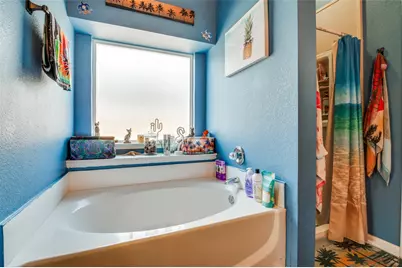 805 E Huitt Lane, Euless, TX 76040 - Photo 19