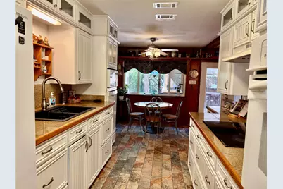 111 Granada Square, Canton, TX 75103 - Photo 5