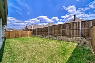 861 Lady Tessala Ave, Lewisville, TX 75056 - Photo 35