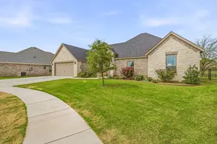 191 Crenshaw Ct, Stephenville, TX 76401 - Photo 3