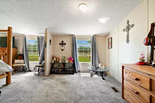 1530 W Front St, Blossom, TX 75416 - Photo 13