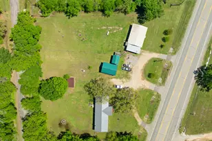 1530 W Front St, Blossom, TX 75416 - Photo 33