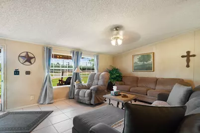 1530 W Front Street #82, Blossom, TX 75416 - Photo 5